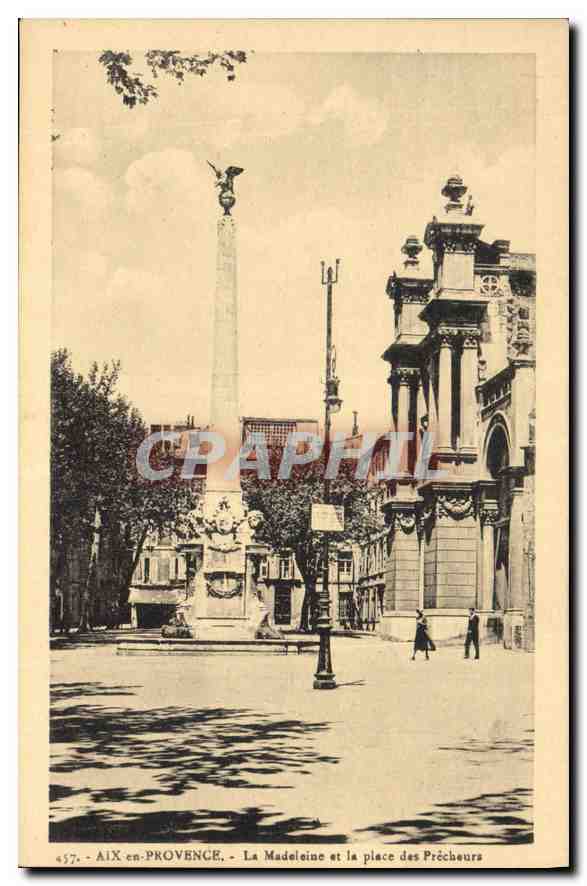 CPA Aix en Provence La Madeleine et la place des Precheurs 