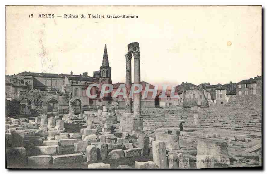 CPA Ruines du Theatre Greco-romain Arles