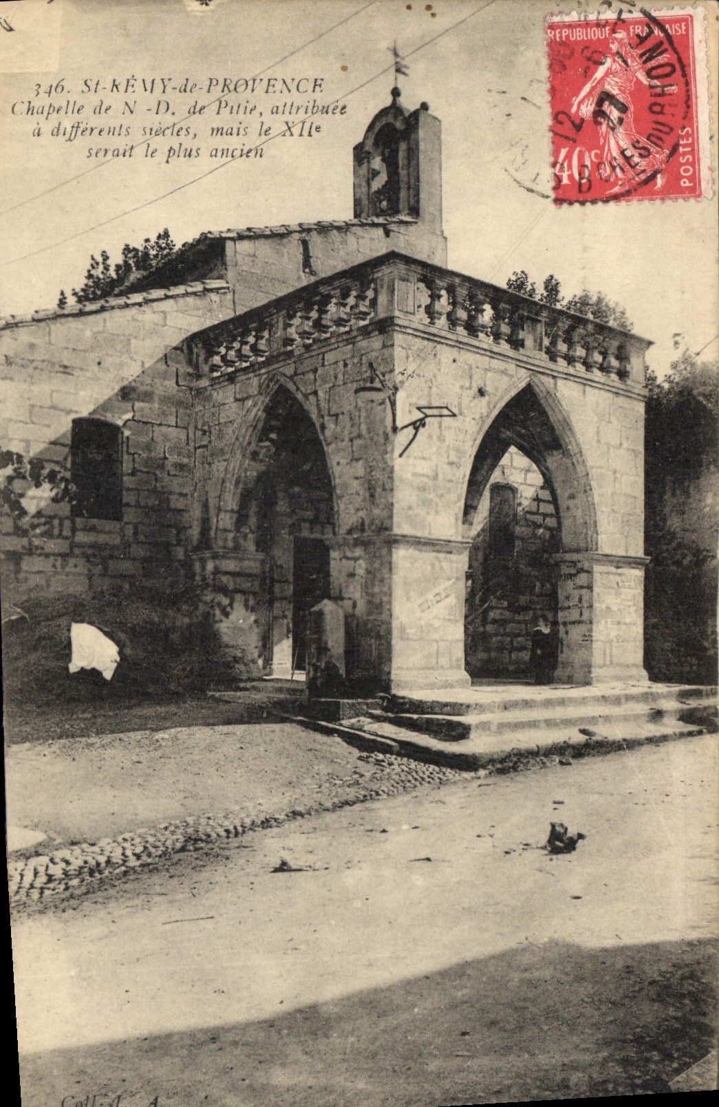 St-Émily-de-Provence — Chapelle de N.-D. de Pitié, attribuée à différents siècles mais le XIIe serait le plus ancien — Collat, n°346