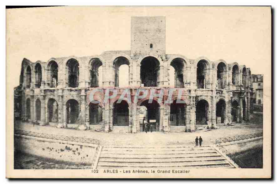 CPA Arles Les Arenes le Grand Escalier