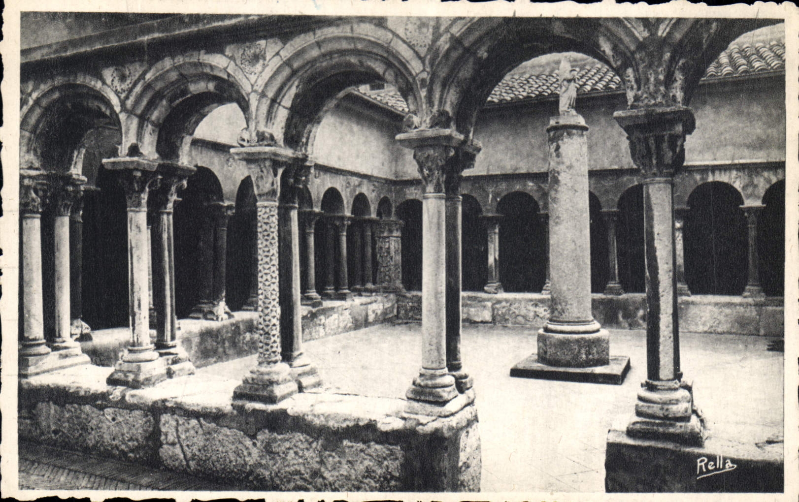 Cloître de la cathédrale Saint-Sauveur — Aix-en-Provence — éditeur Rella