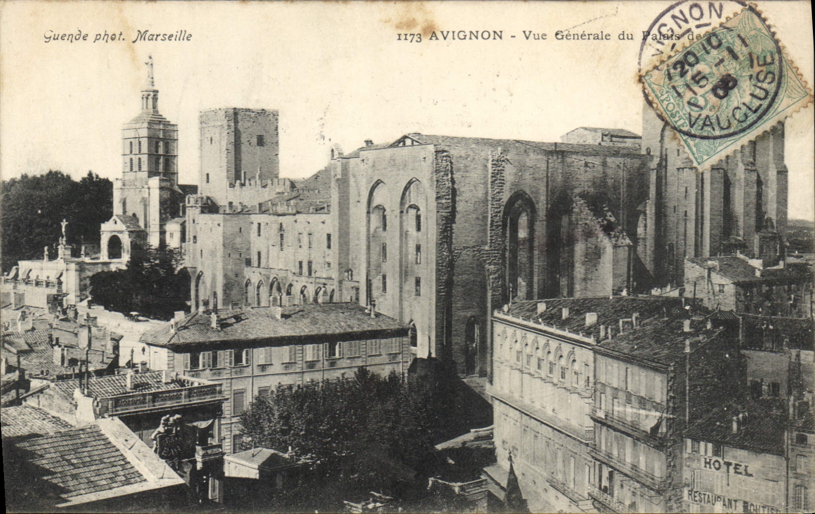 CPA Avignon Vue Generale deu Palais