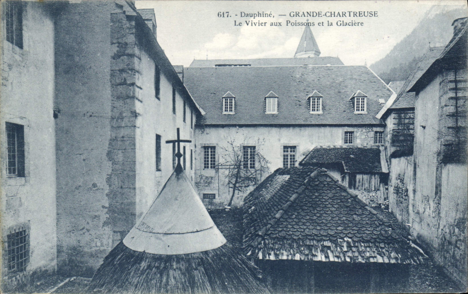 Grande-Chartreuse — Le Vivier aux Poissons et la Glacière — Éditeur M. Bourcier, Grenoble, n° 617