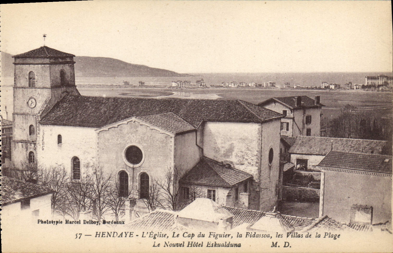 Hendaye - L'Église, Le Cap du Figuier, la Bidassoa, les Villas de la Plage — Phototypie Marcel Delbouy, Bordeaux, n° 57