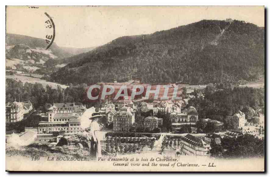 CPA La Bourboule Vue d'ensemble et le bois de Charlanne