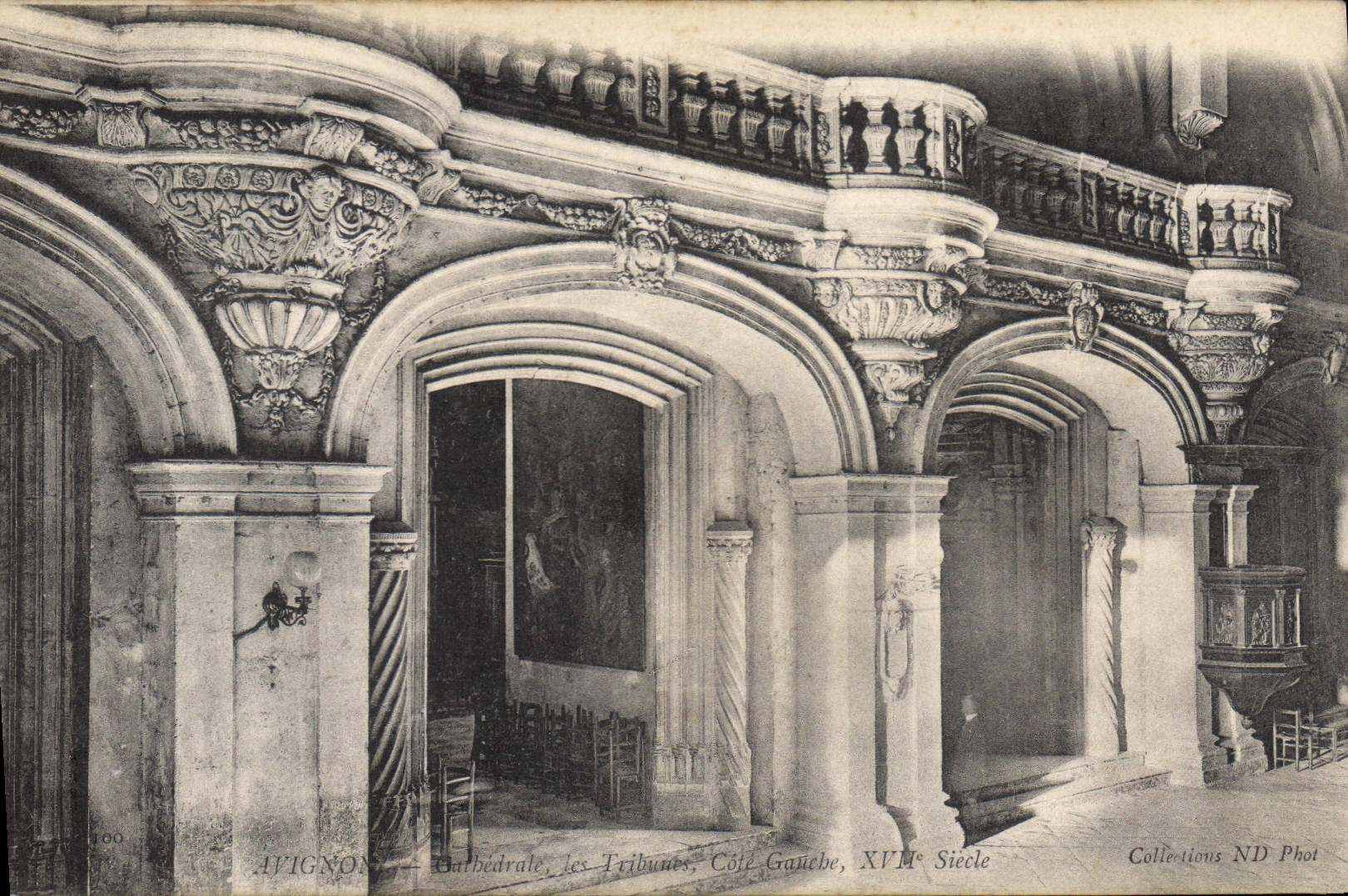 CPA Avignon Cahtedrale les Tribunes Cote Gauche
