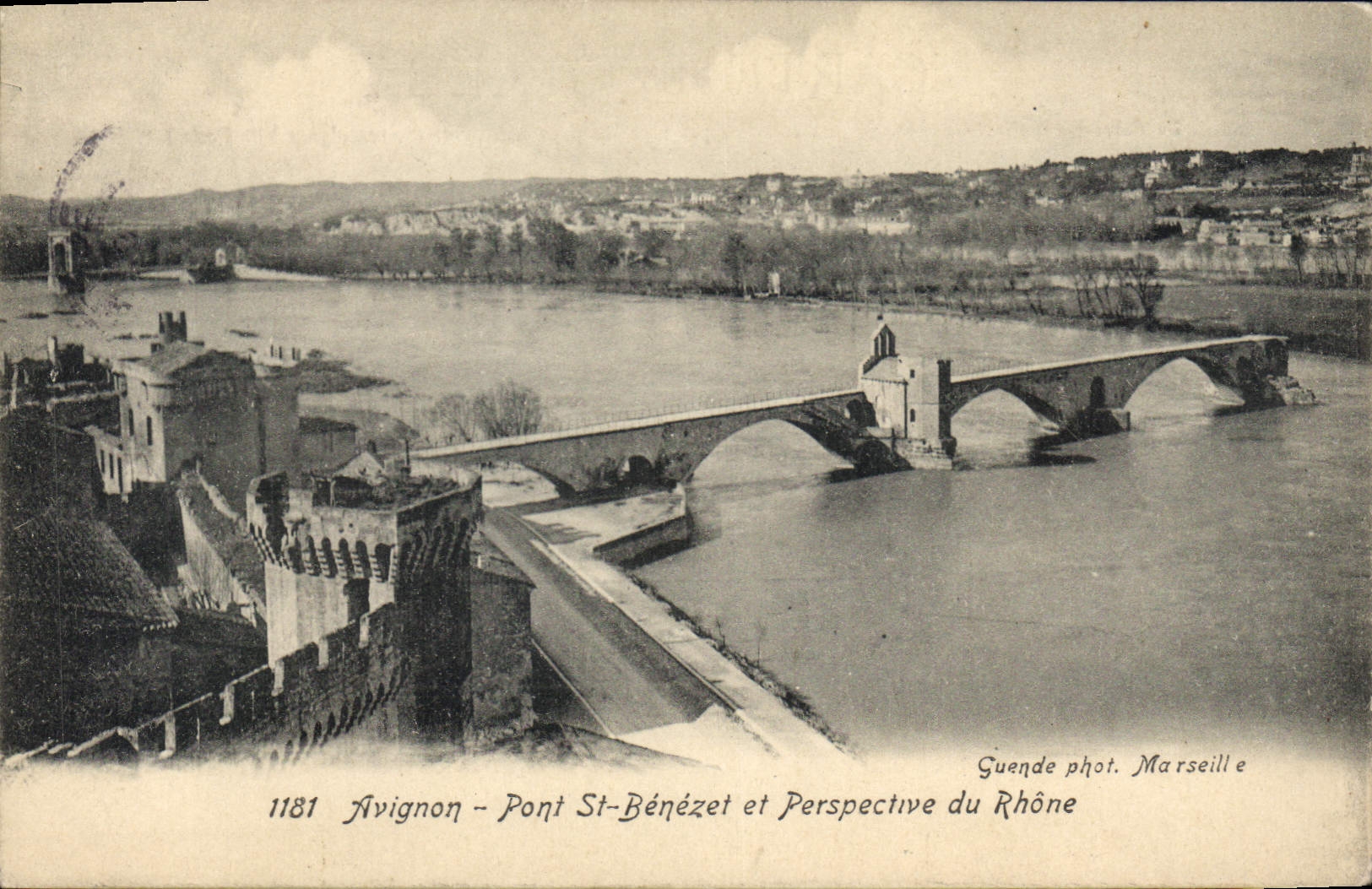 CPA Avignon Pont St Benezet et Perspective du Rhone