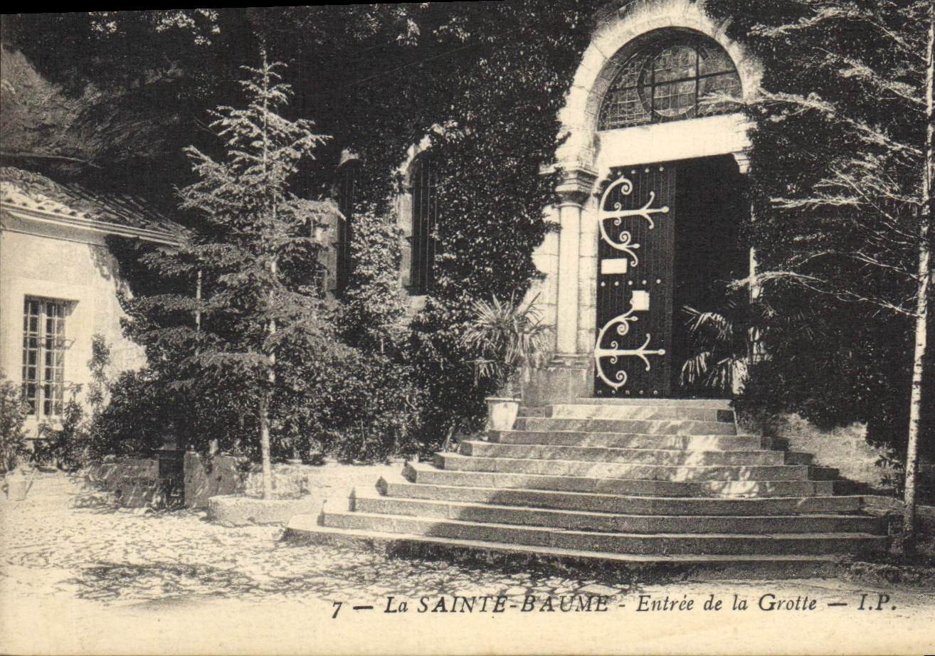 La Sainte-Baume — Entrée de la Grotte — I.P.