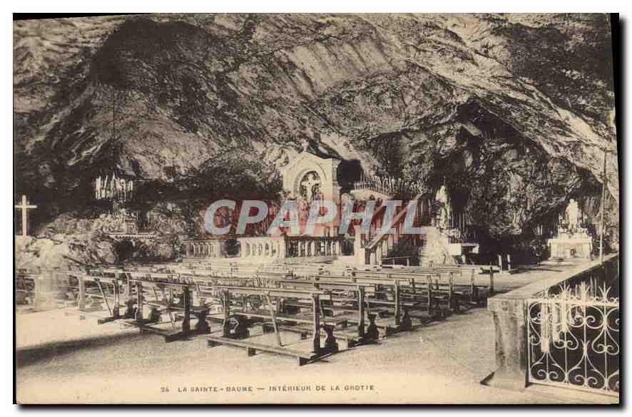 CPA La Sainte Baume Interieur de la Grotte
