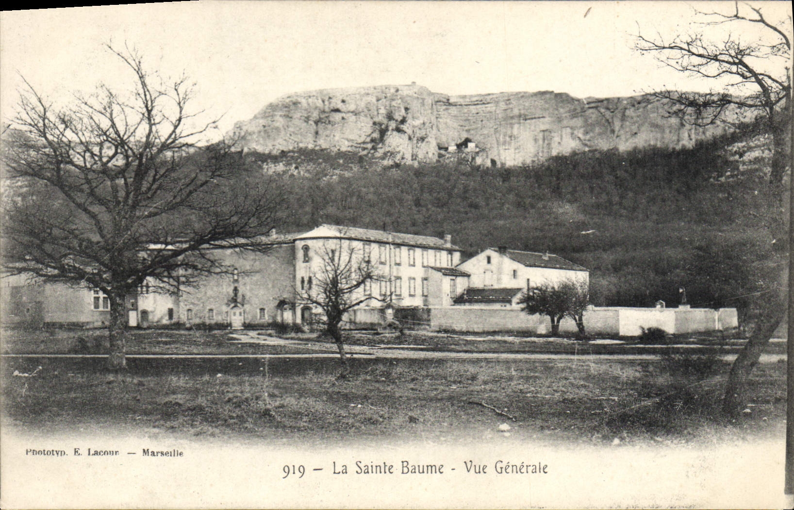 La Sainte Baume — Vue Générale — Phototyp. E. Lacour — Marseille — n° 919