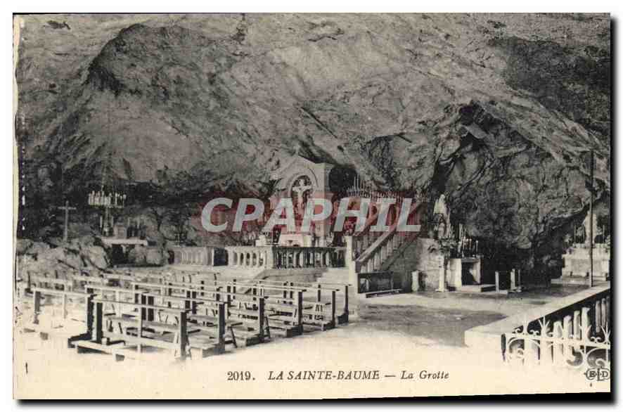 CPA La Sainte Baume La Grotte
