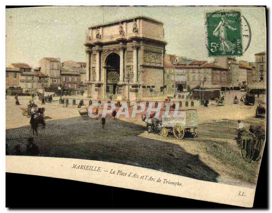 CPA Marseille La Place d'Aix et l'Arc de Triomphe 