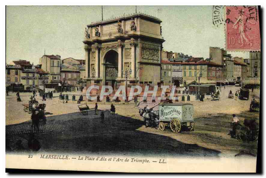 CPA Marseille La Place d'Aix et l'Arc de Triomphe 