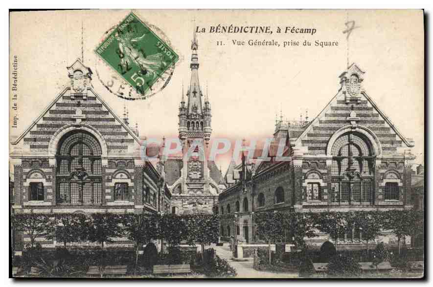 CPA La Benedictine a Fecamp Vue Generale Prise du Square 