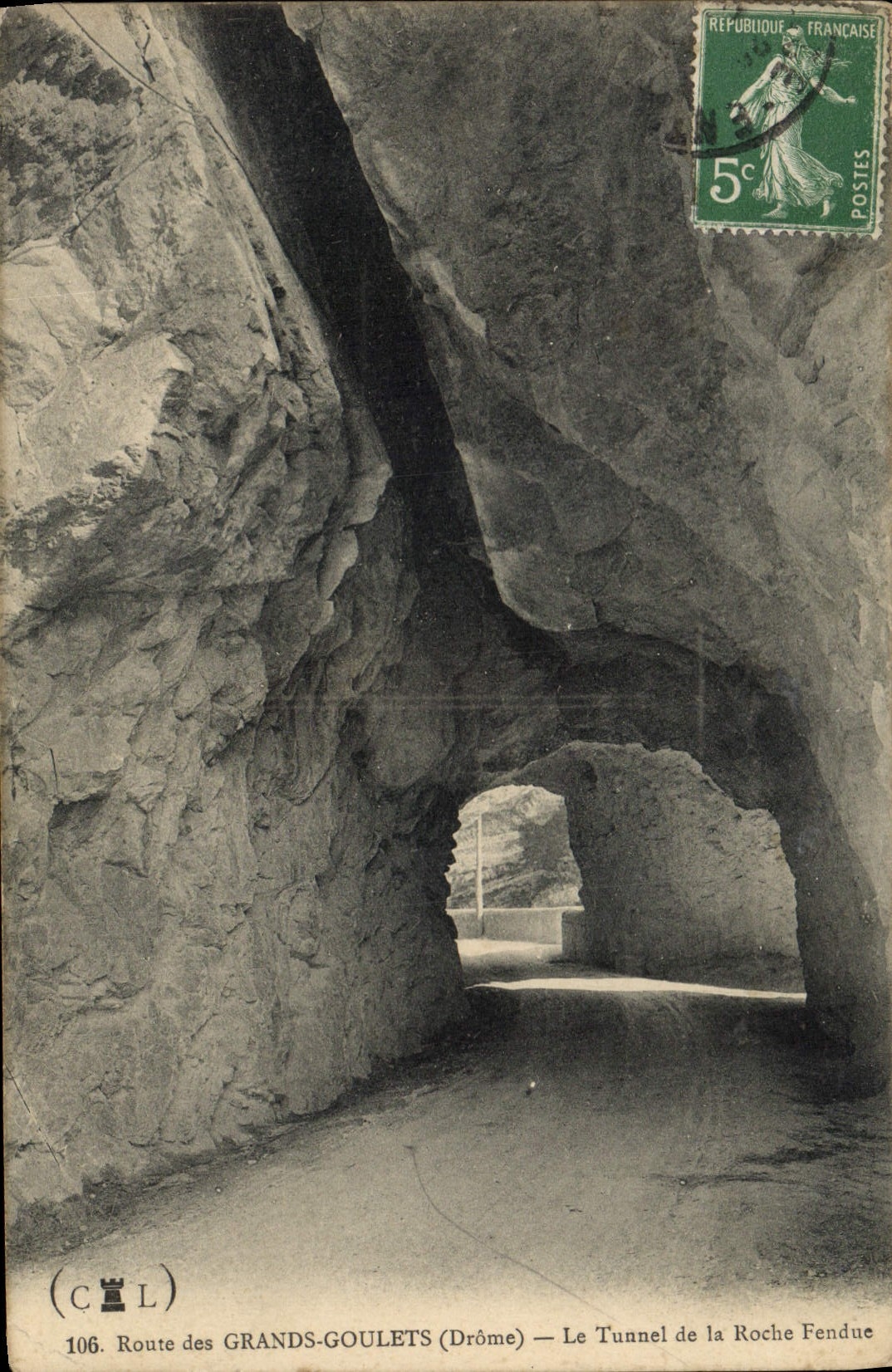 CPA Route des Grands Goulets Drome Le Tunnel de la Roche Fendue 