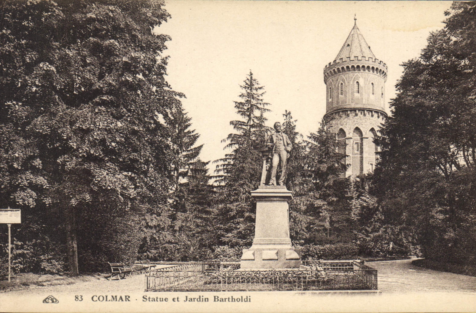 CPA Colmar Statue et Jardin Bartholdi 