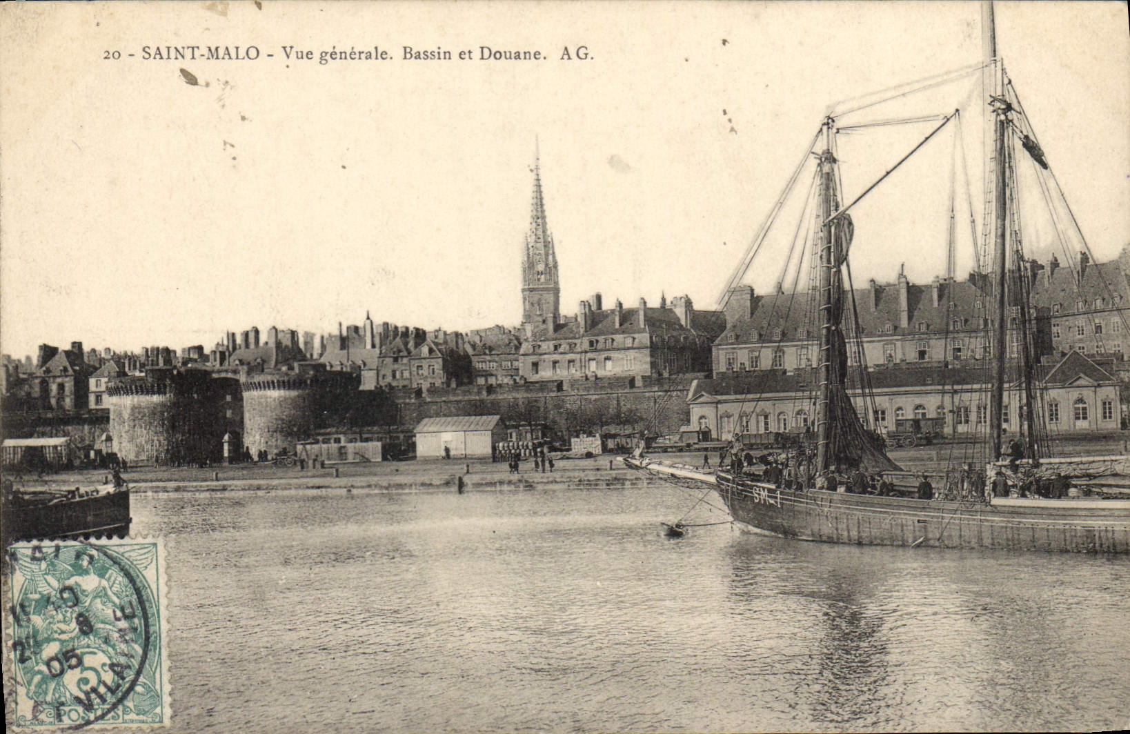 Saint-Malo - Vue générale. Bassin et Douane. AG.