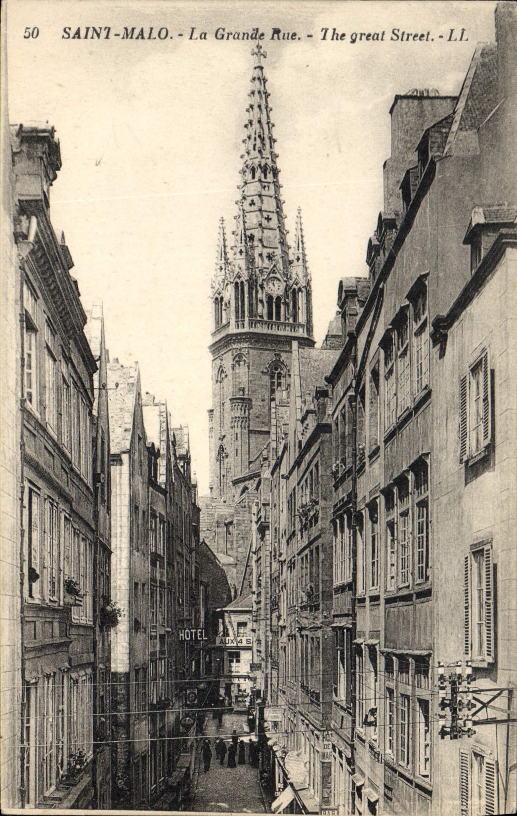 SAINT-MALO - La Grande Rue - The great Street - L.L.