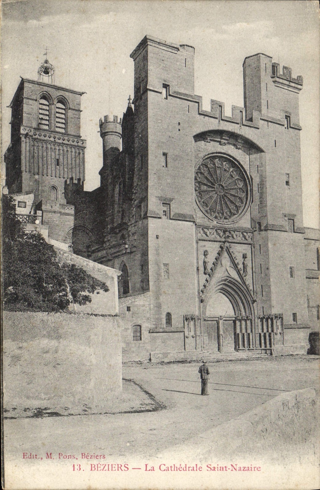 CPA Beziers La Cathedrale Saint Nazaire 