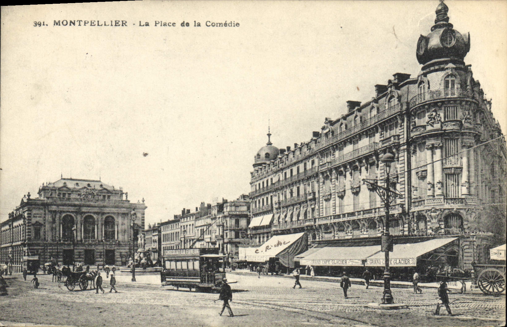 Montpellier - La Place de la Comédie — éditeur C. R. Richer, n° 391