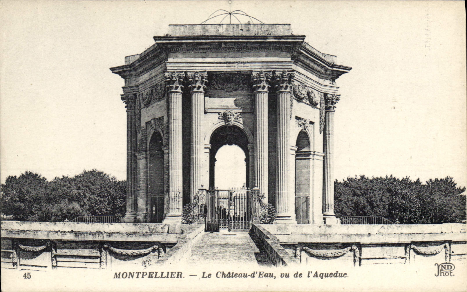 CPA Montpellier Le Chateau d'Eau ou de l'Aqueduc 