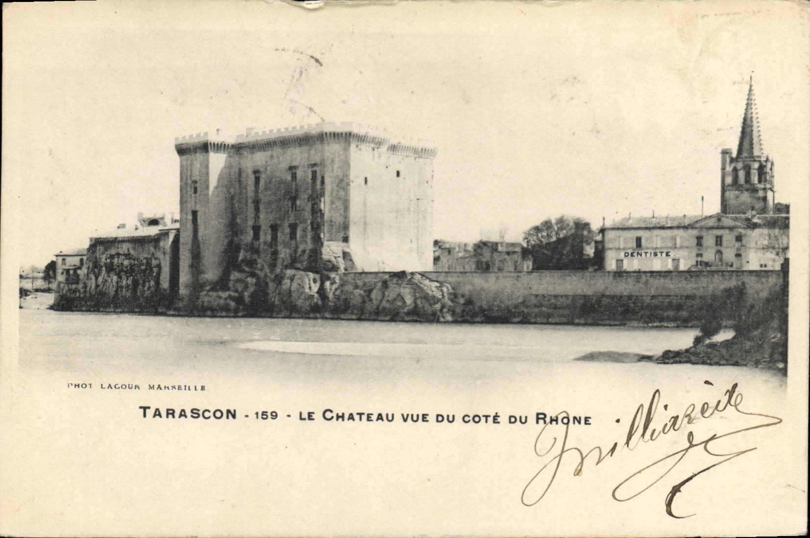 CPA Tarascon Le Chateau vue du Cote du Rhone 