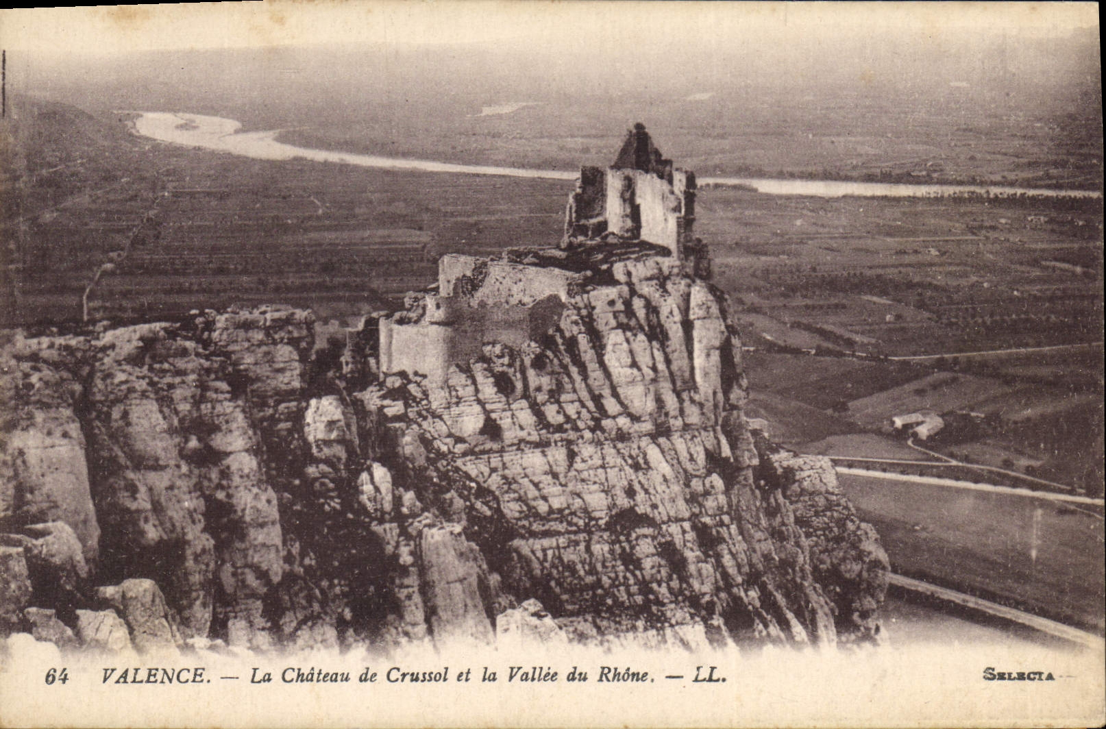 CPA Valence La Chateau de Crussol et la Vallee du Rhone 