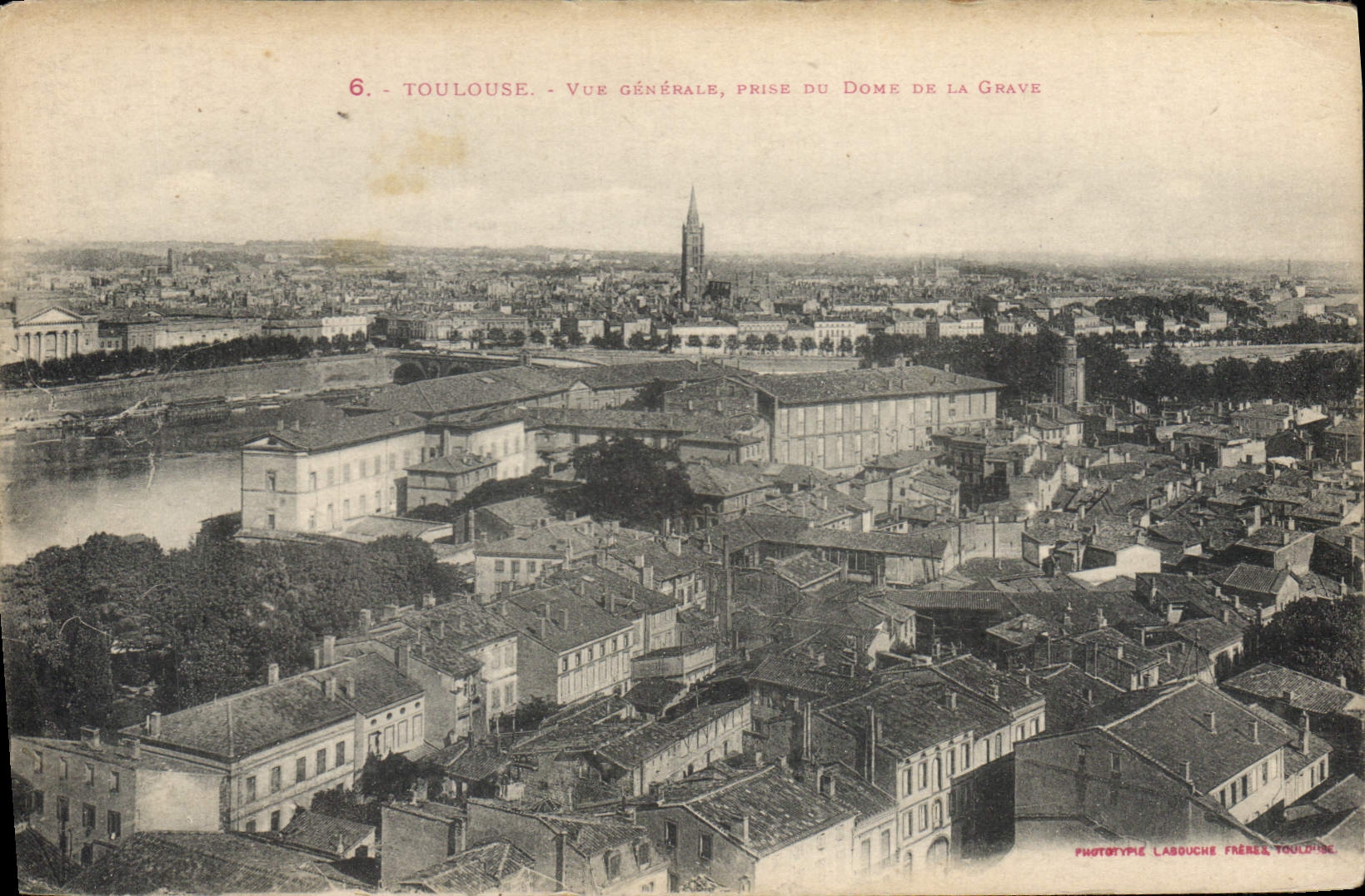 CPA Toulouse Vue generale prise du Dome de la Grave