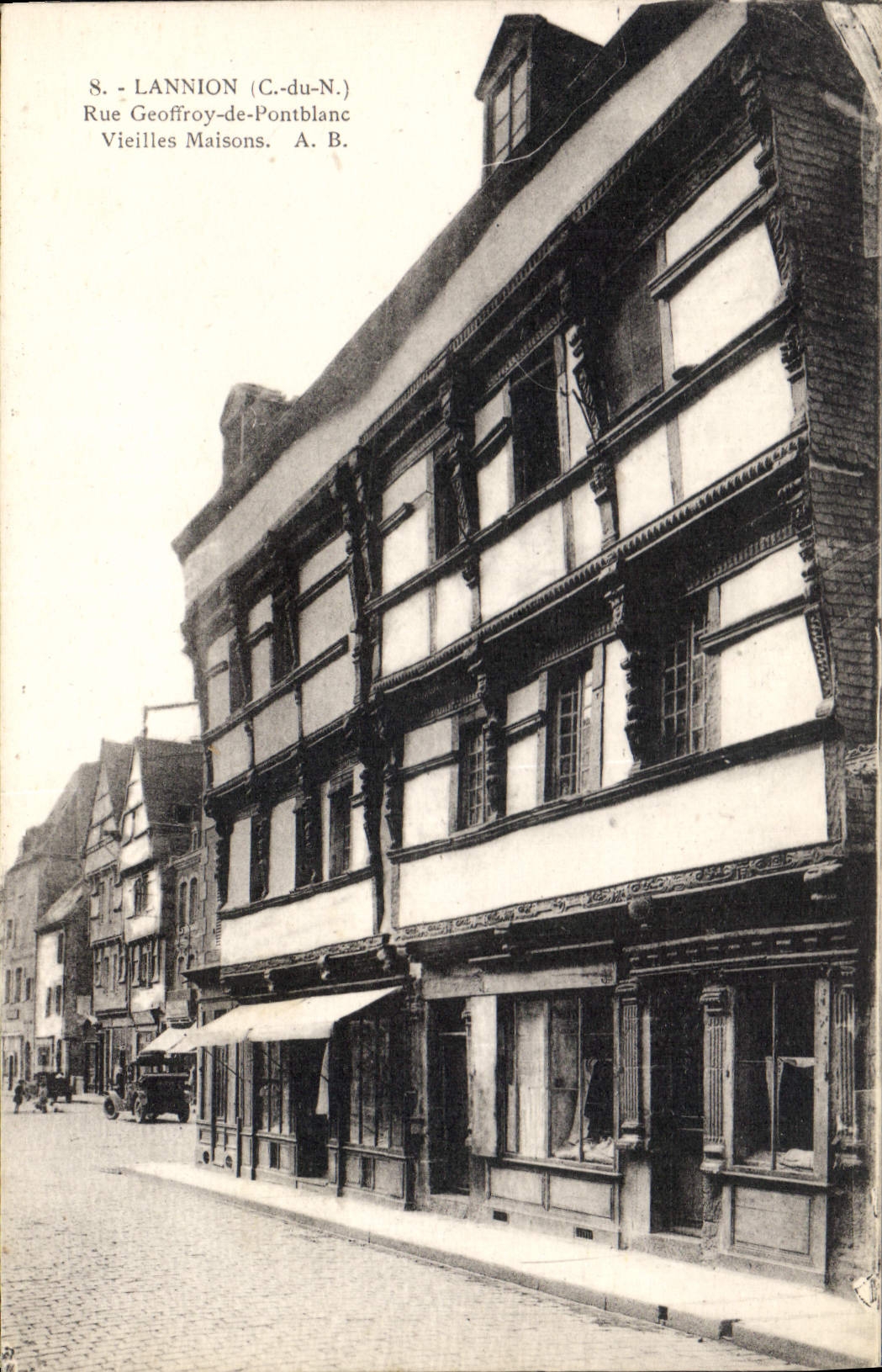 CPA Lannion Rue Geoffroy de Prontblanc Vieilles Maisons