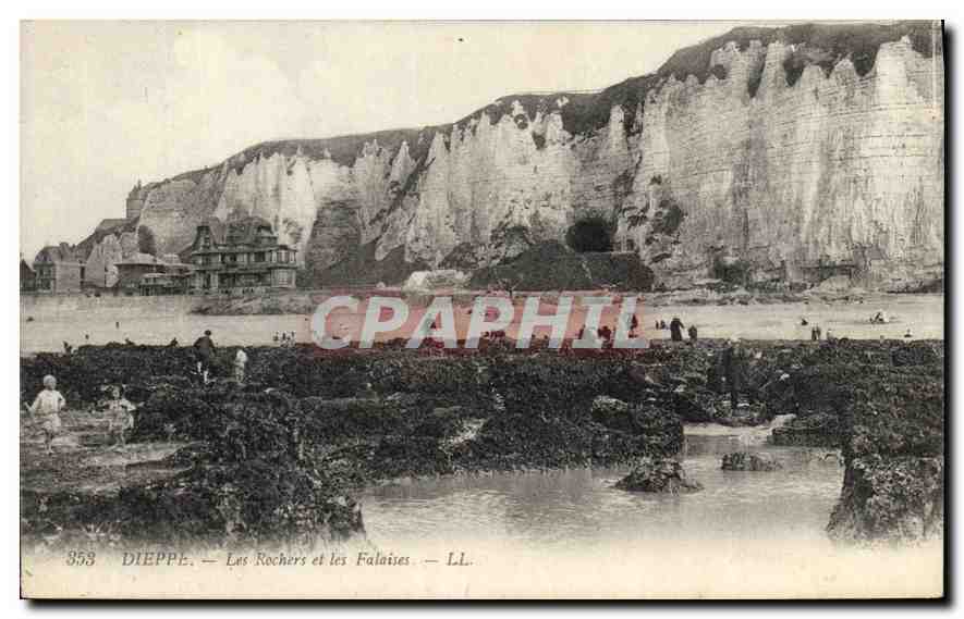 CPA Dieppe Les Rochers et les Falaises