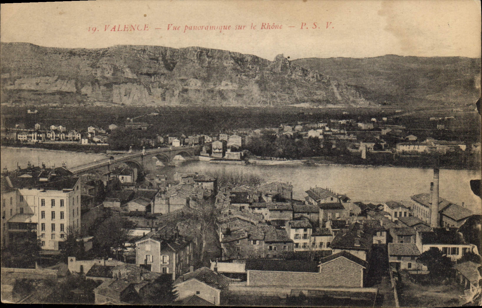 CPA Valence Vue panoramique sur le Rhone
