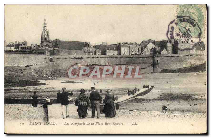 SAINT-MALO — Les Remparts de la Place Bon-Secours — LL. n°59