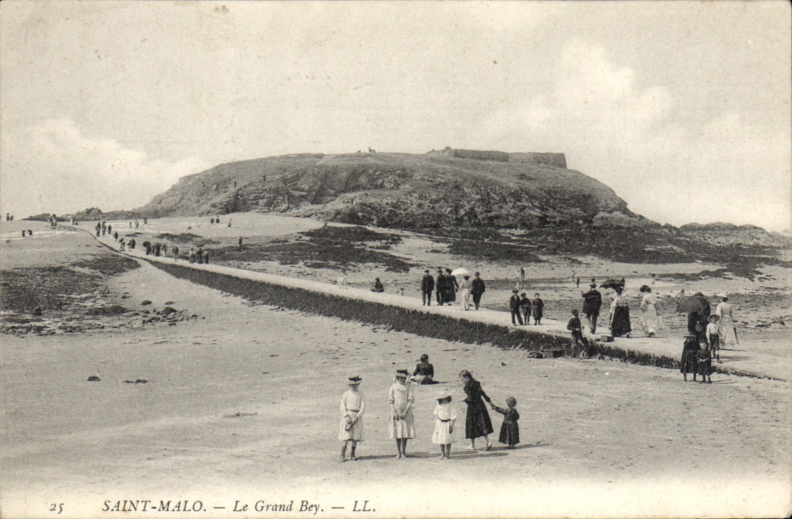 SAINT-MALO — Le Grand Bey — LL.