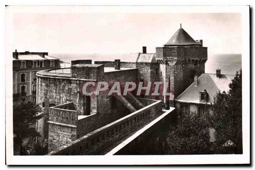 Le Château et la porte qui qu'en grogne — Saint-Malo — Real Photo, R. Le Roide