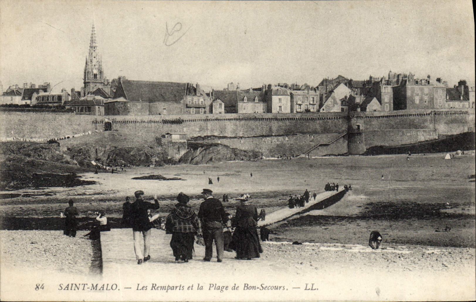 Saint-Malo — Les Remparts et la Plage de Bon-Secours — LL.