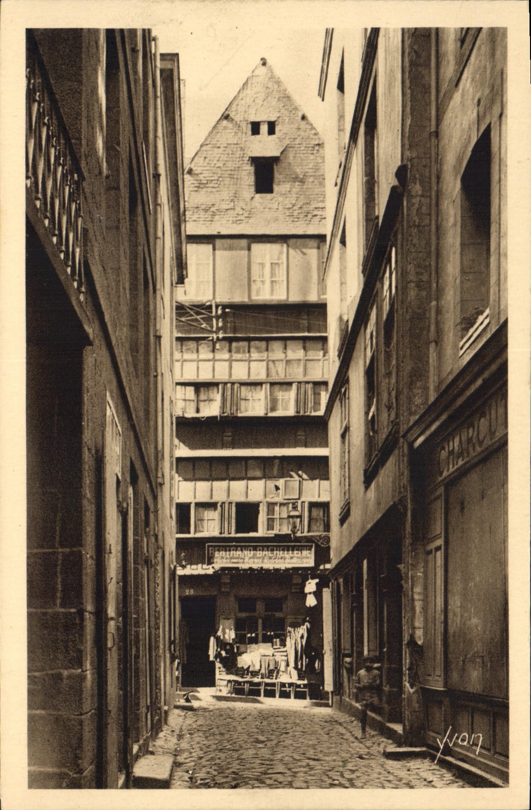 Saint-Malo — Vieille-Rue de la Cité des Corsaires — Les Éditions d'Art 'Vieille France'