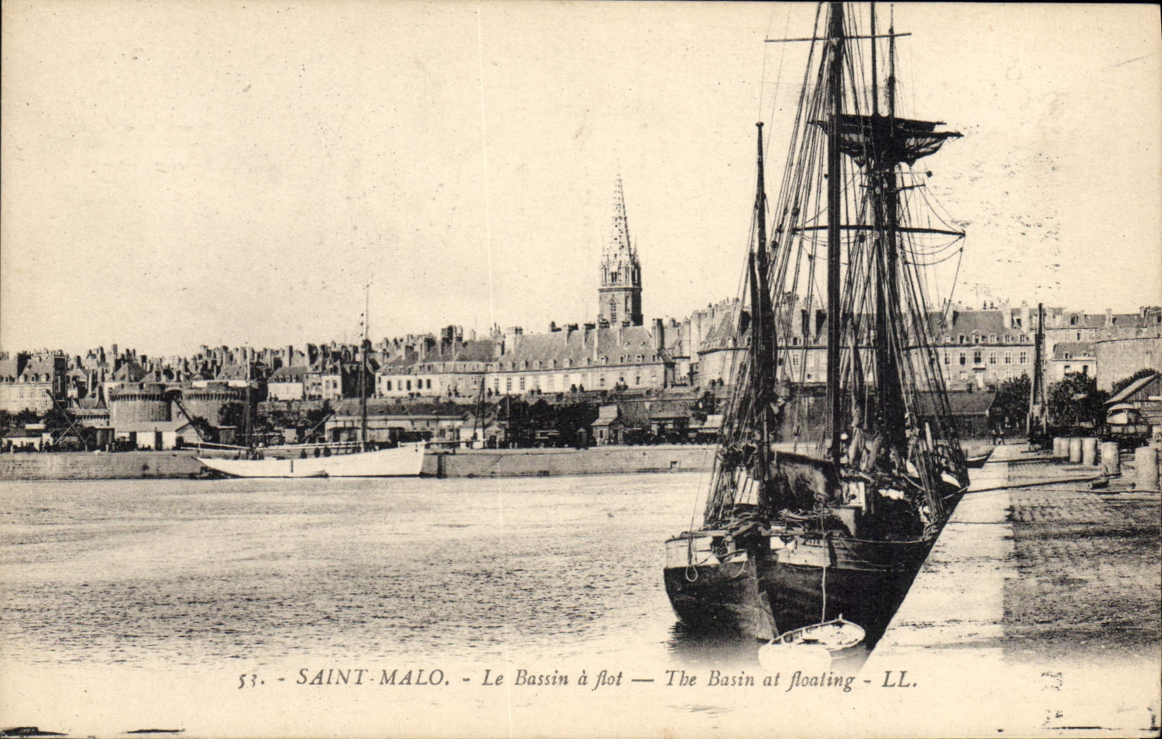 Saint-Malo — Le Bassin à flot — LL.