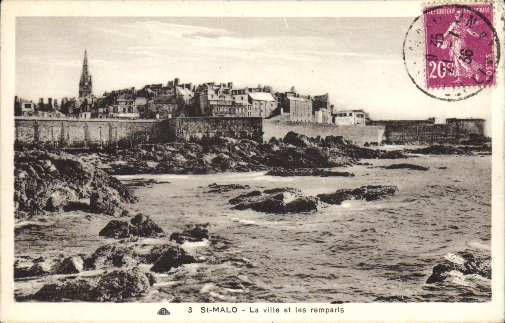 St-Malo - La città e i bastioni — serie 3 — editore Cie des Arts Photorec. a Strasbourg-Schilt