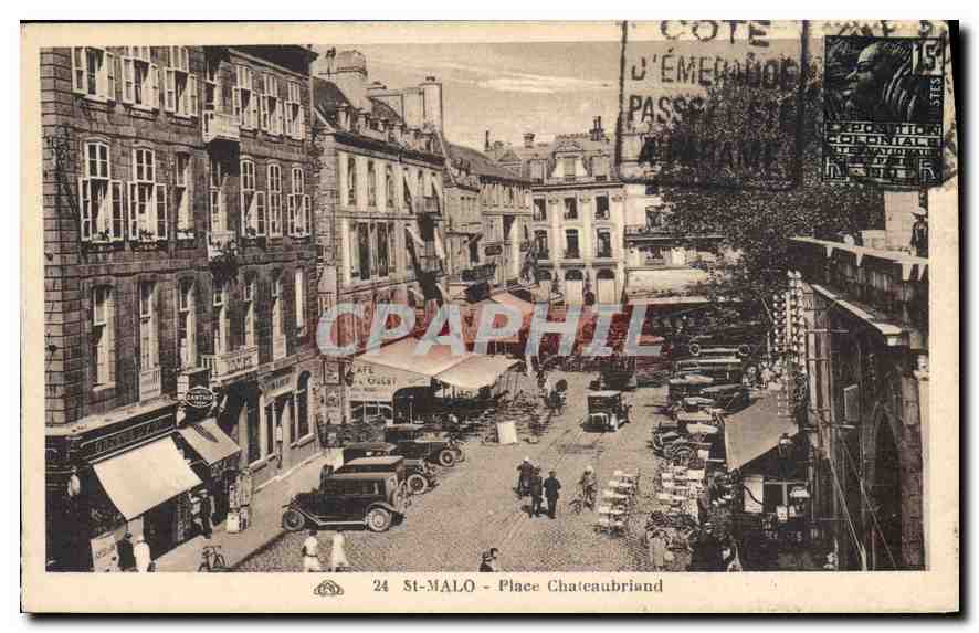 St-Malo - Place Chateaubriand — Ansicht der Place mit Fahrzeugen und Geschäften — unbekannter Verlag, n° 24