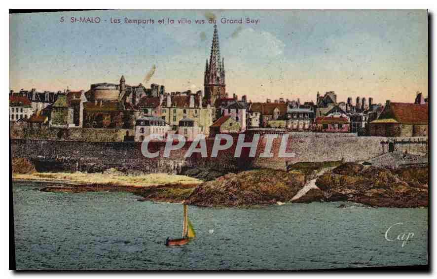 St-Malo - Les Ramparts et la ville vus du Grand Bey — Cap