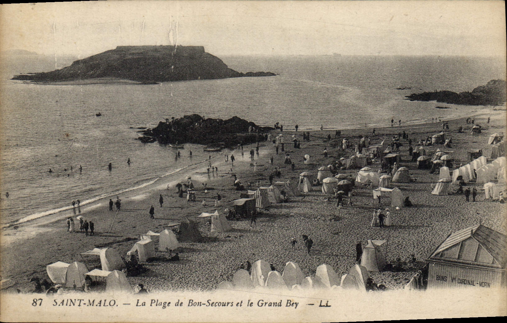 Saint-Malo — La Plage de Bon-Secours et le Grand Bey — LL