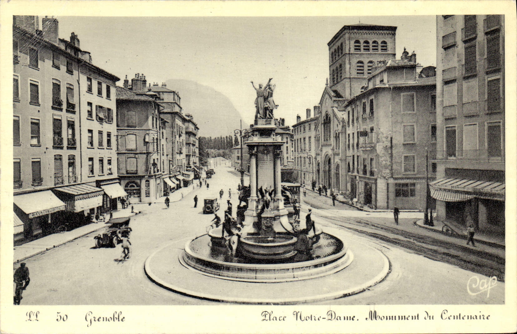 Grenoble — Place Notre-Dame, Monument du Centenaire — Cap