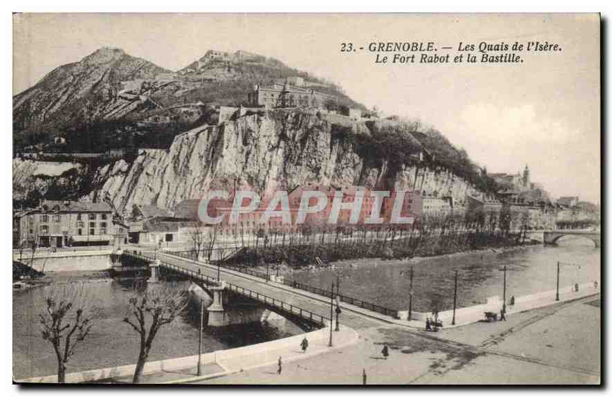CPA Grenoble Les Quais de l'Isere Le Fort Rabot et la Bastille