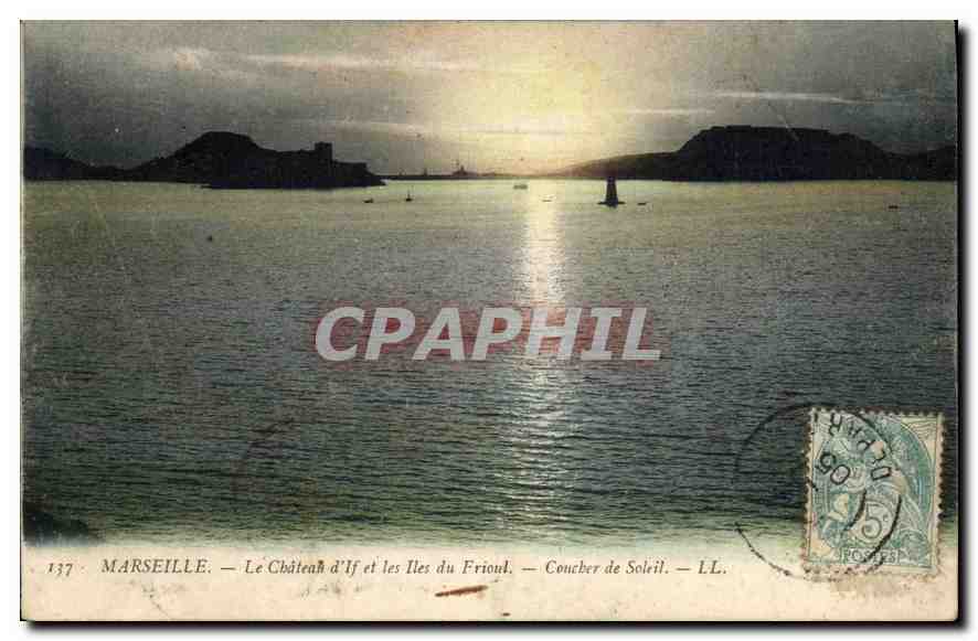CPA Marseille Le Chateau d'If et les Iles du Frioul Coucher de Soleil