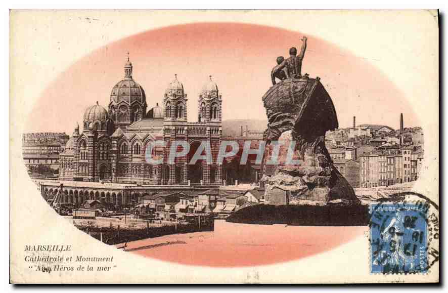 CPA Marseille Cathedrale et Monument Aux Heros de la mer