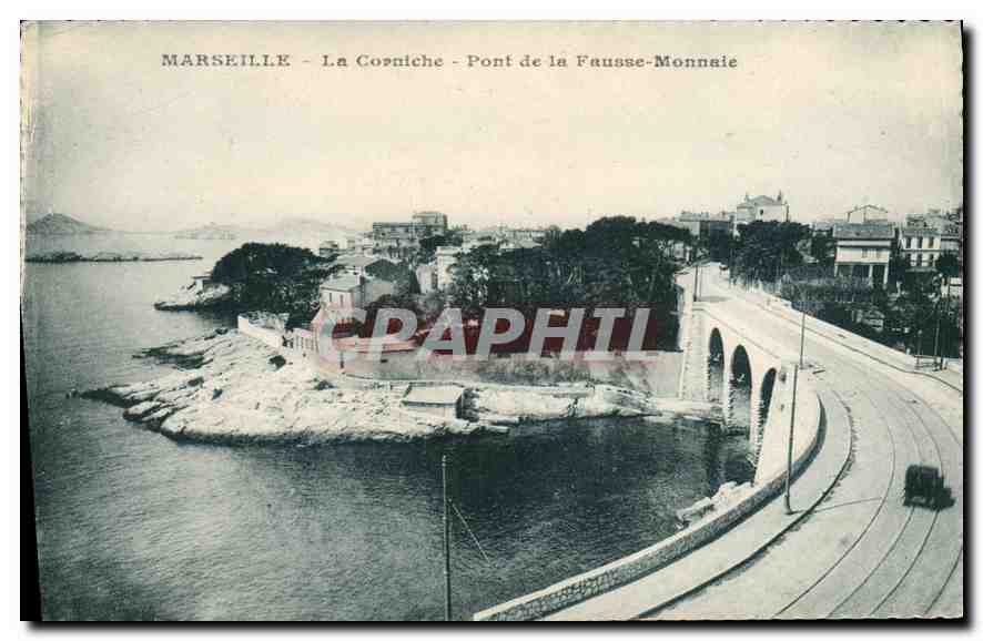 CPA Marseille La Corniche Pont de la Fausse Monnaie