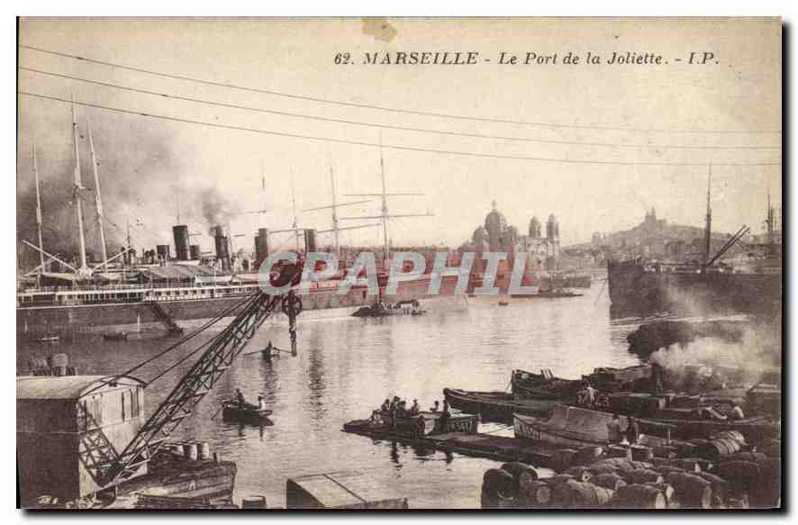 CPA Marseille Le Port de la Joliette Bateaux