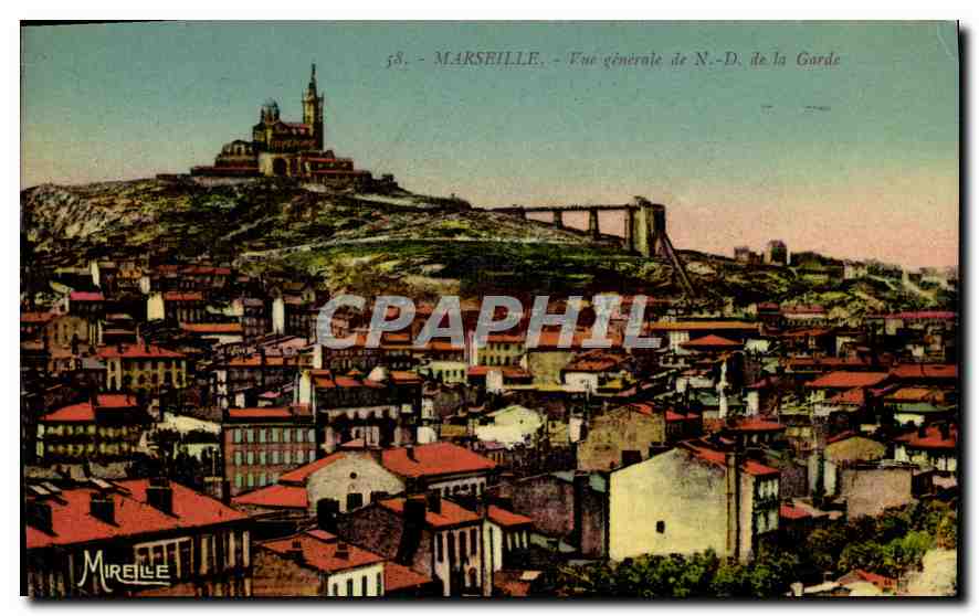 CPA Marseille Vue generale de N D de la Garde