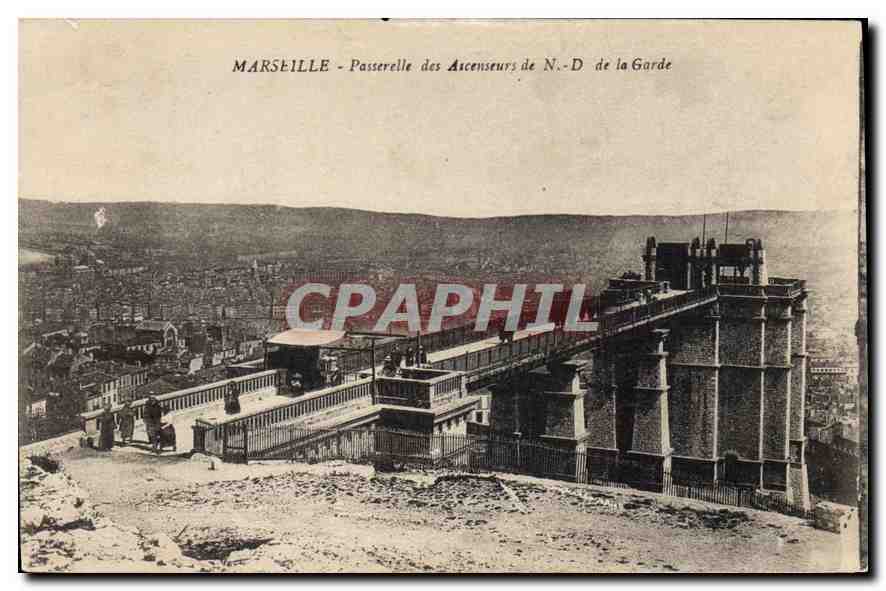 CPA Marseille Passerelle des Ascenseurs de N D de la Garde