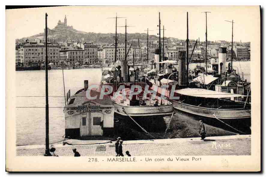CPA Marseille Un Coin du Vieux Port Bateaux